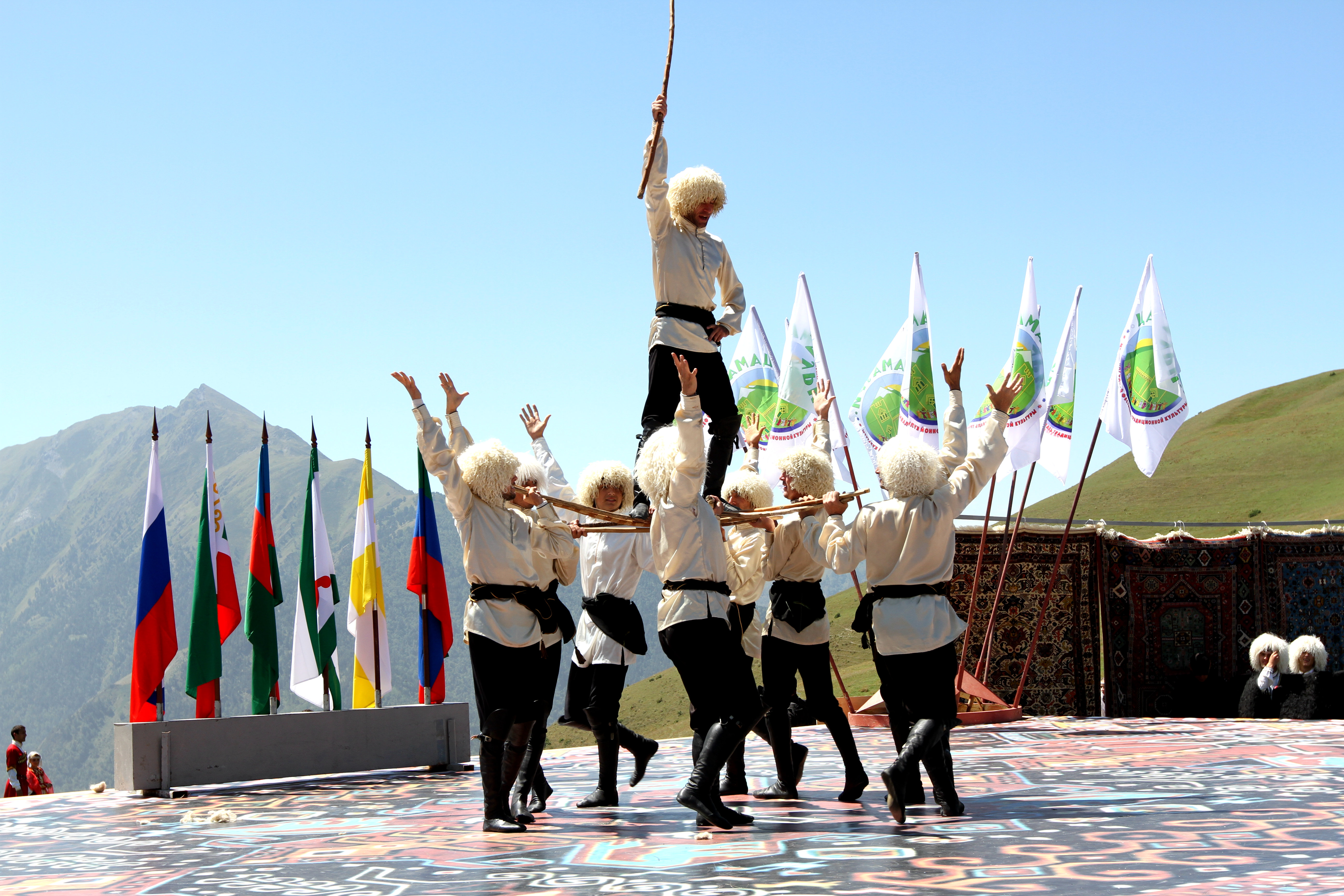 Празднование Дня единства народов Дагестана