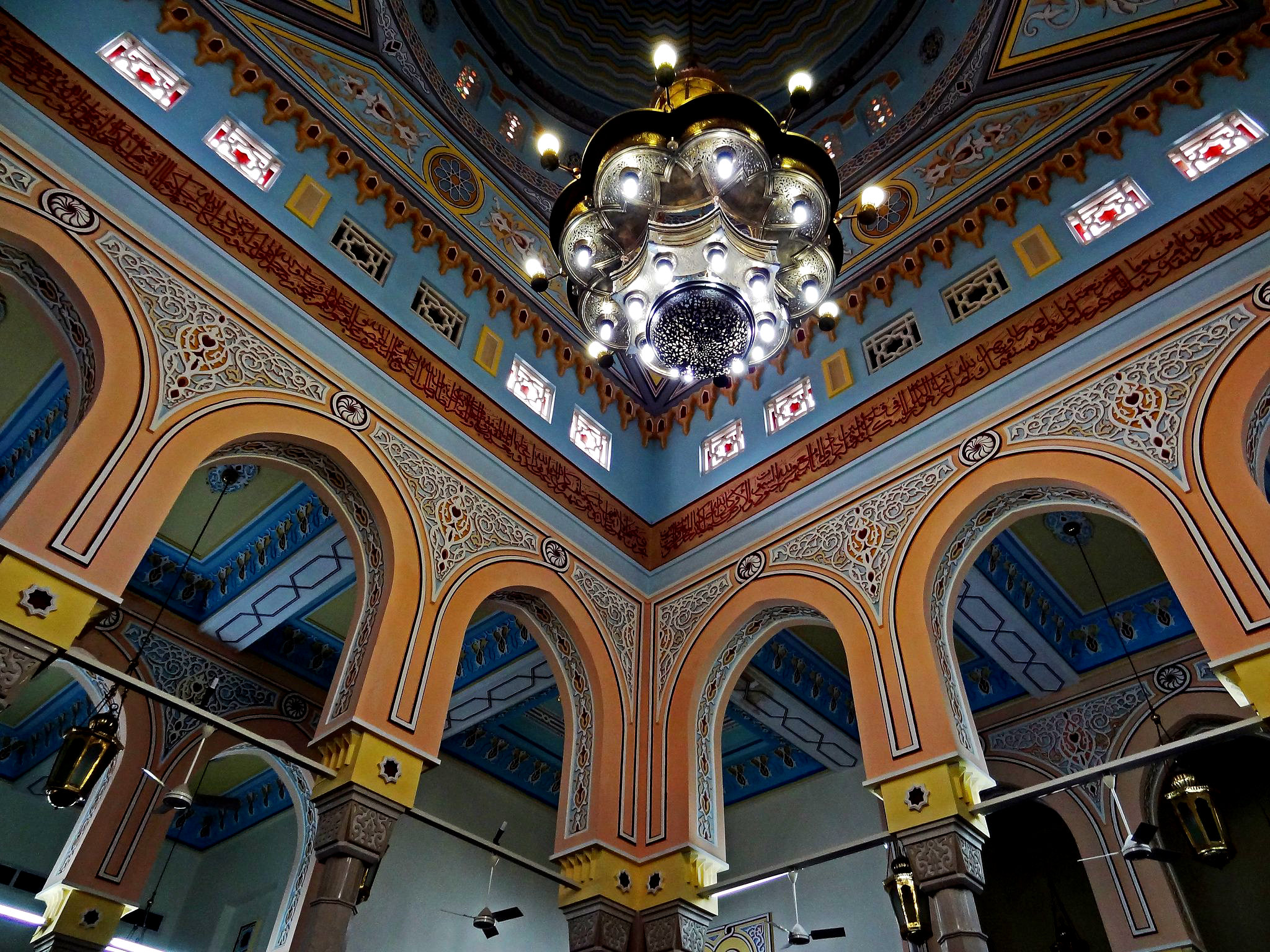 Мечеть Джумейра внутри