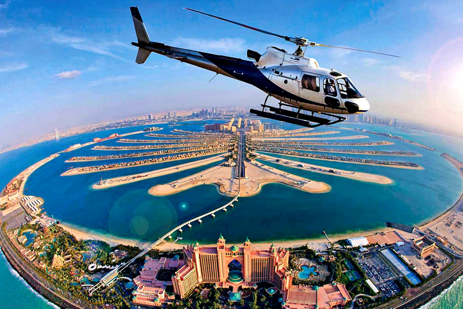 Пролетите над достопримечательностями Дубая на вертолёте