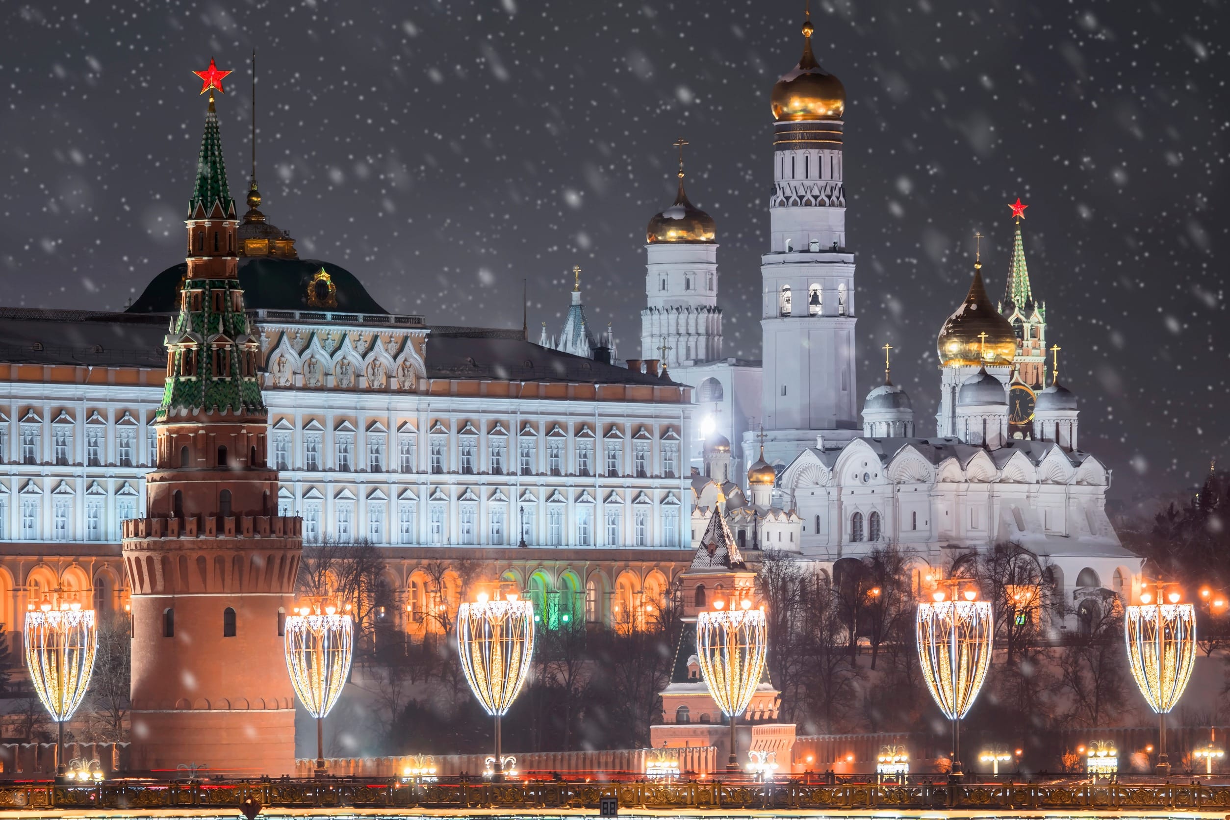 Ночной вид Московского Кремля