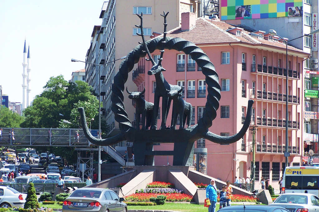 Монумент Хатти, Анкара, Турция