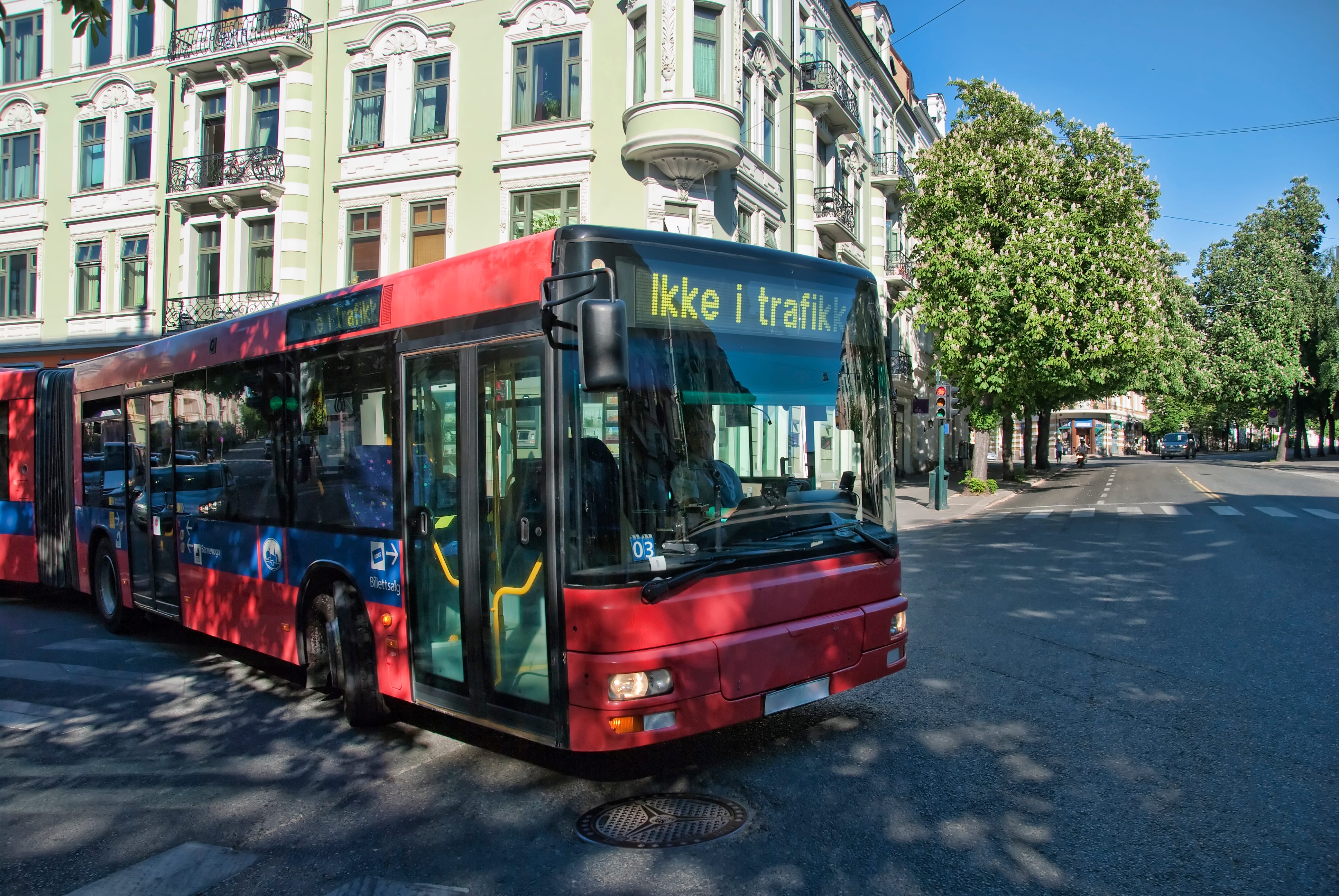 Автобус на улицах Осло