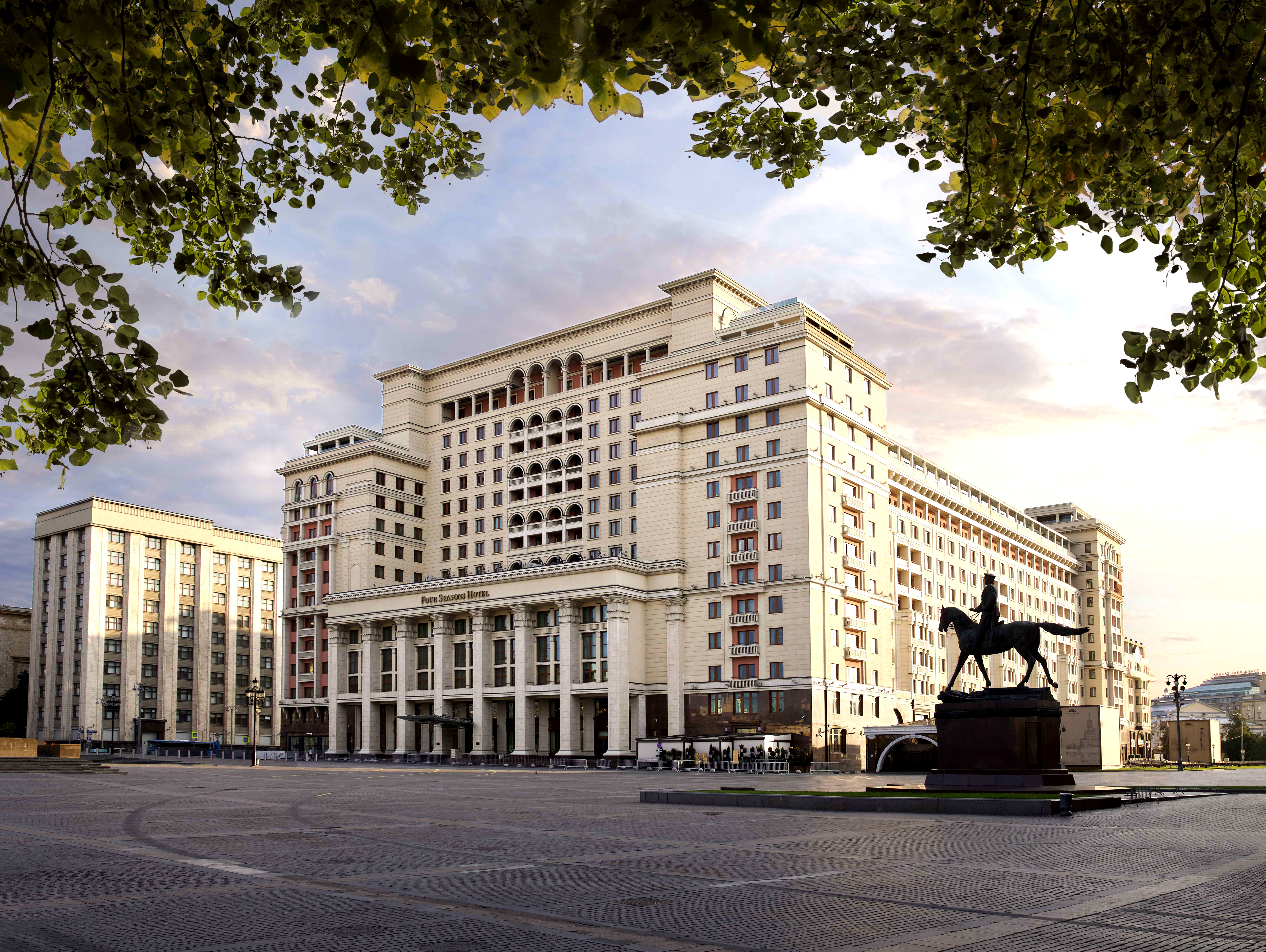 Гостиница Москва (Four Seasons Hotel Moscow)