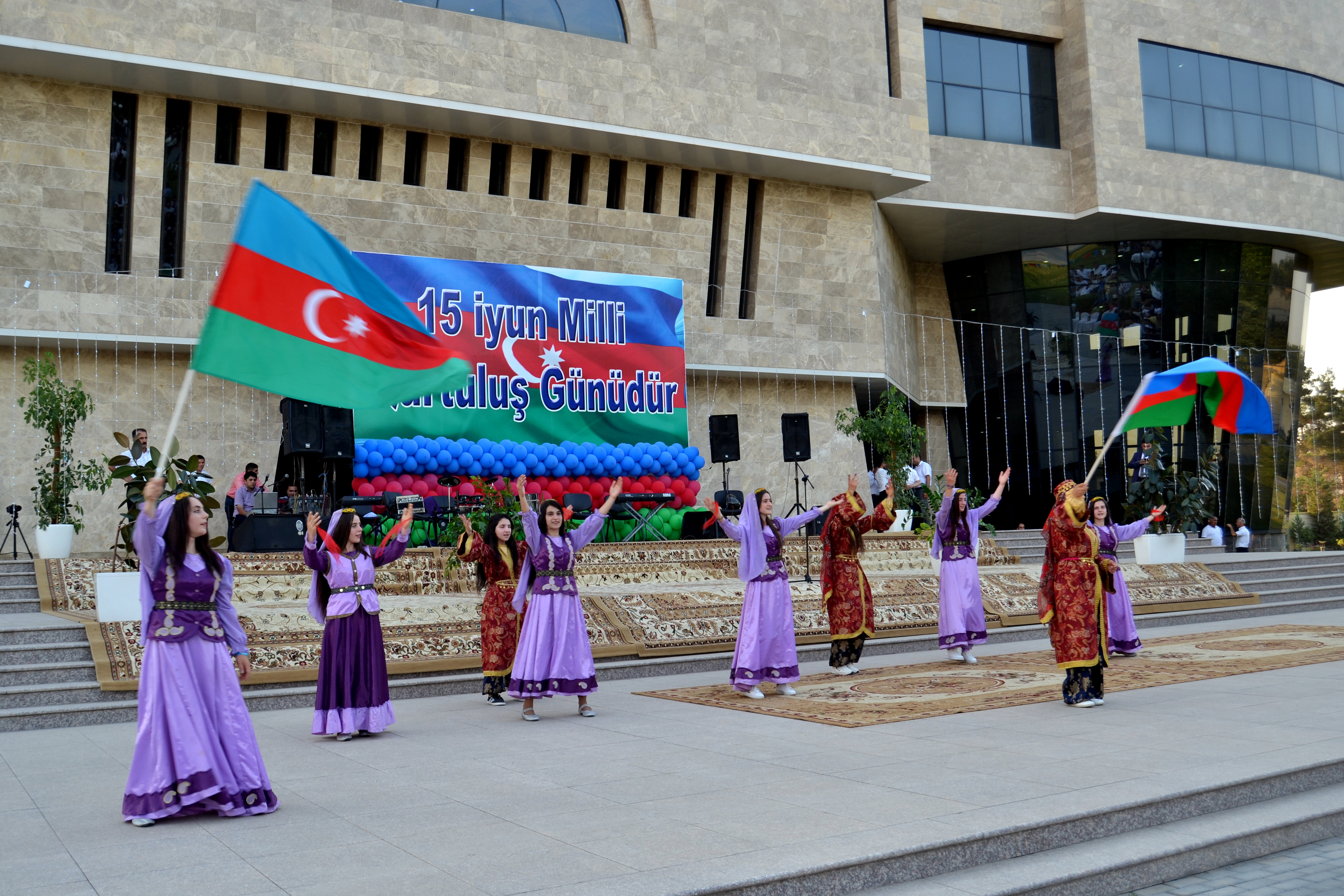 Празднование Дня национального спасения азербайджанского народа
