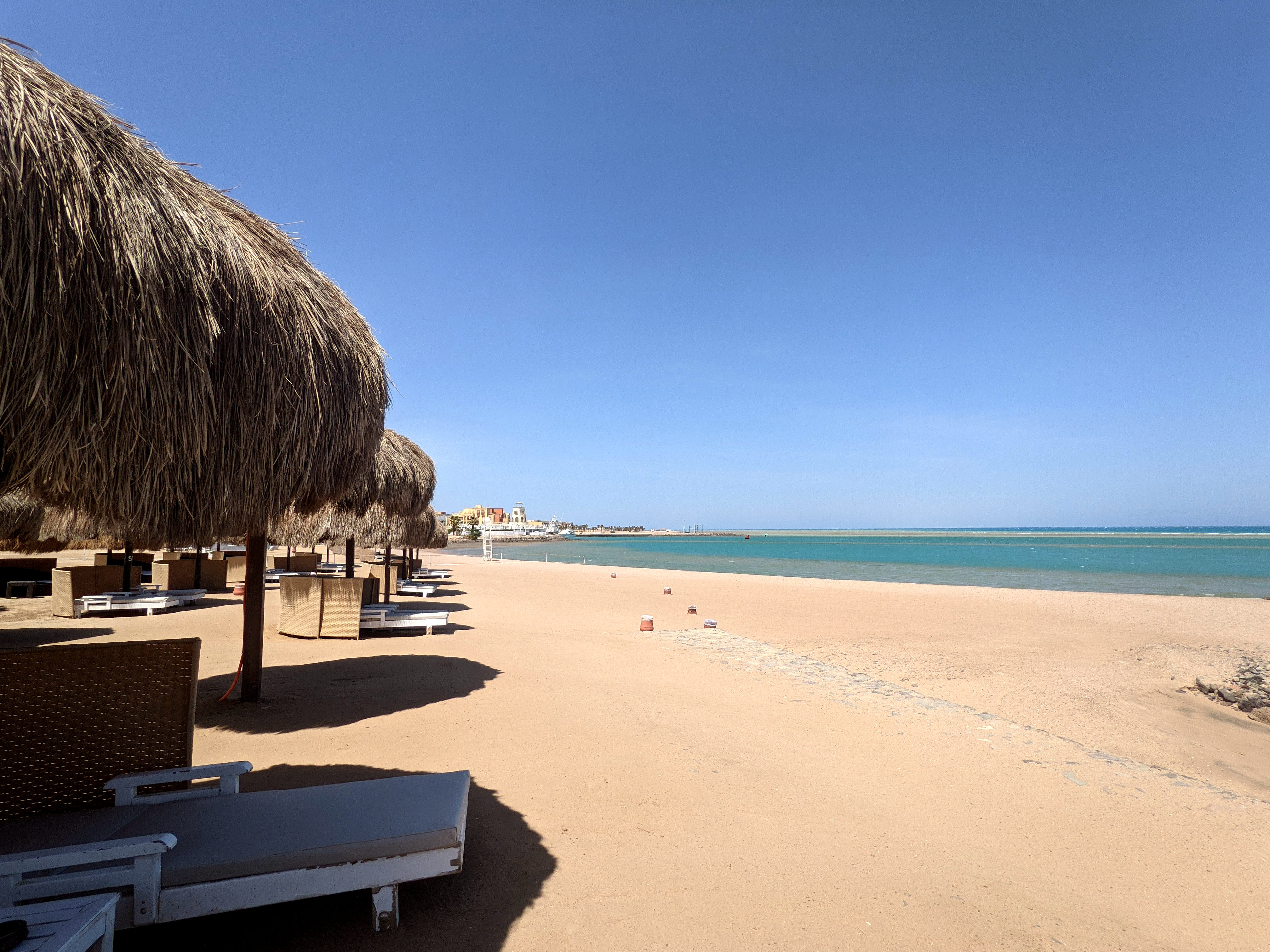 Пляж Эль-Гуна