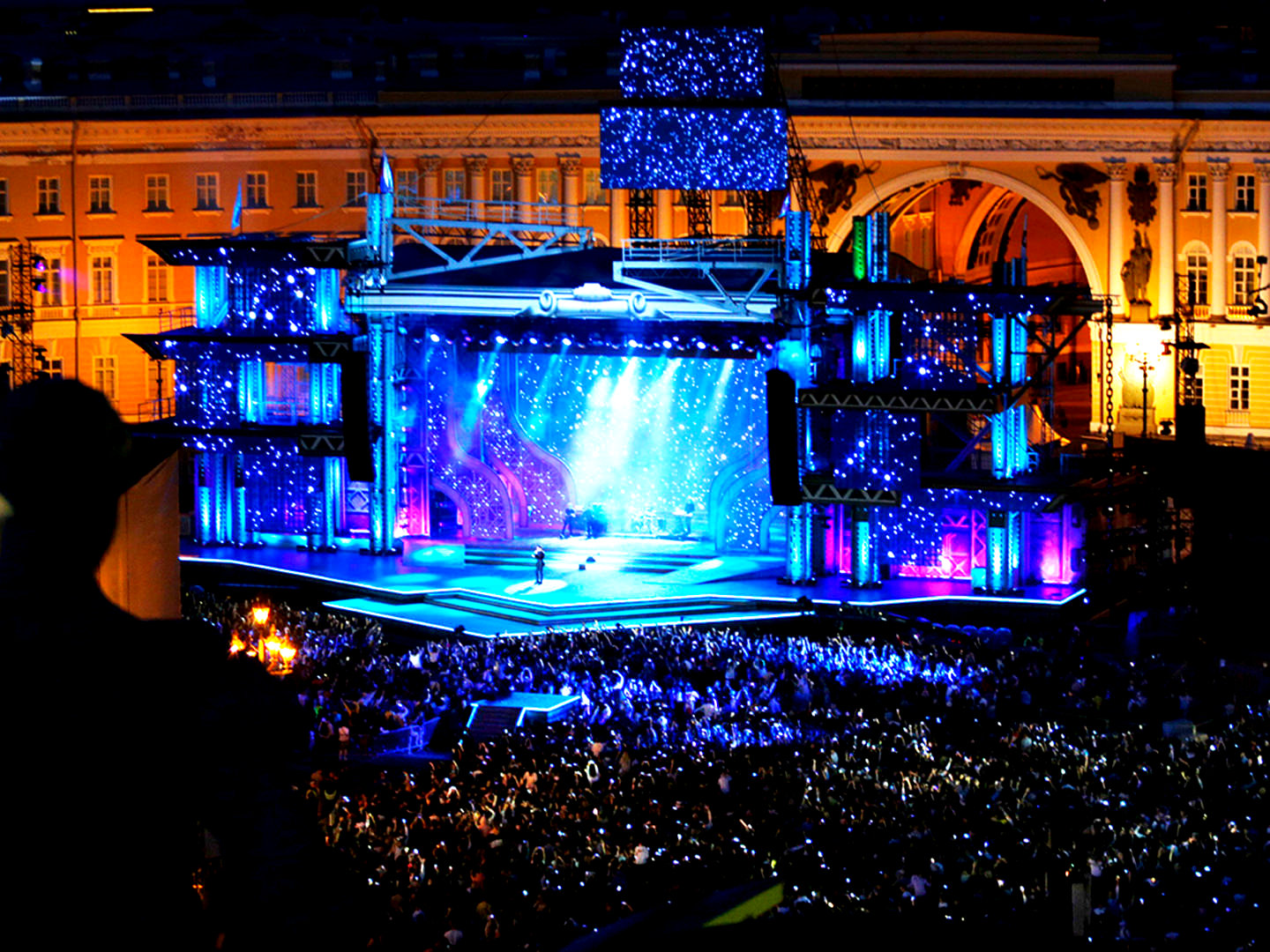 Концерт на Дворцовой площади