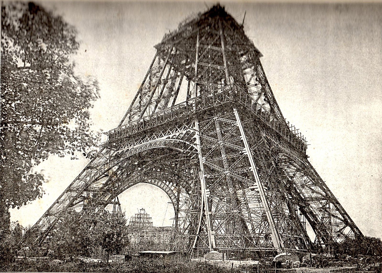 Строительство Эйфелевой башни, июль 1888 год