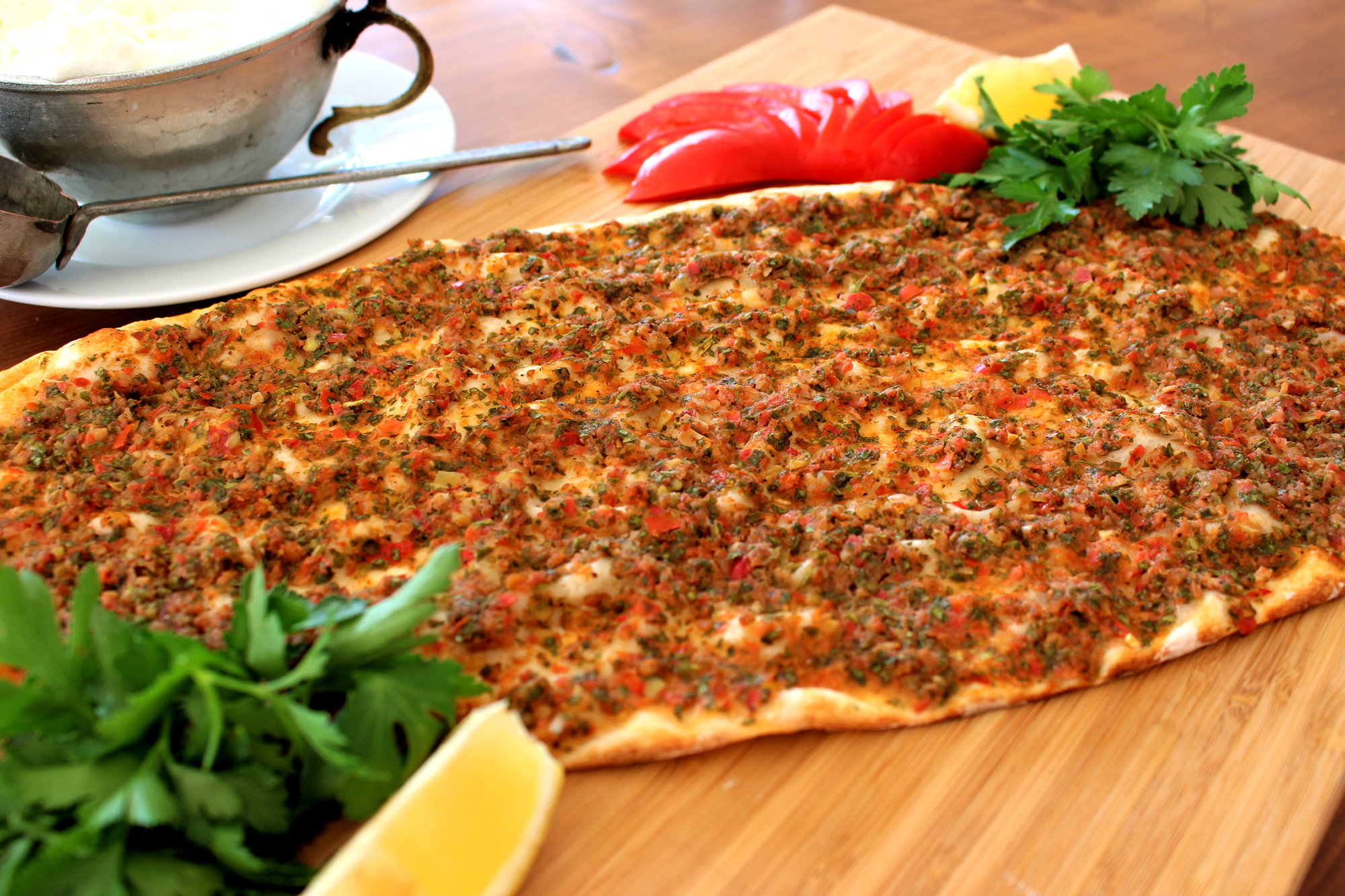 Турецкое блюдо лахмаджун рецепт с фото