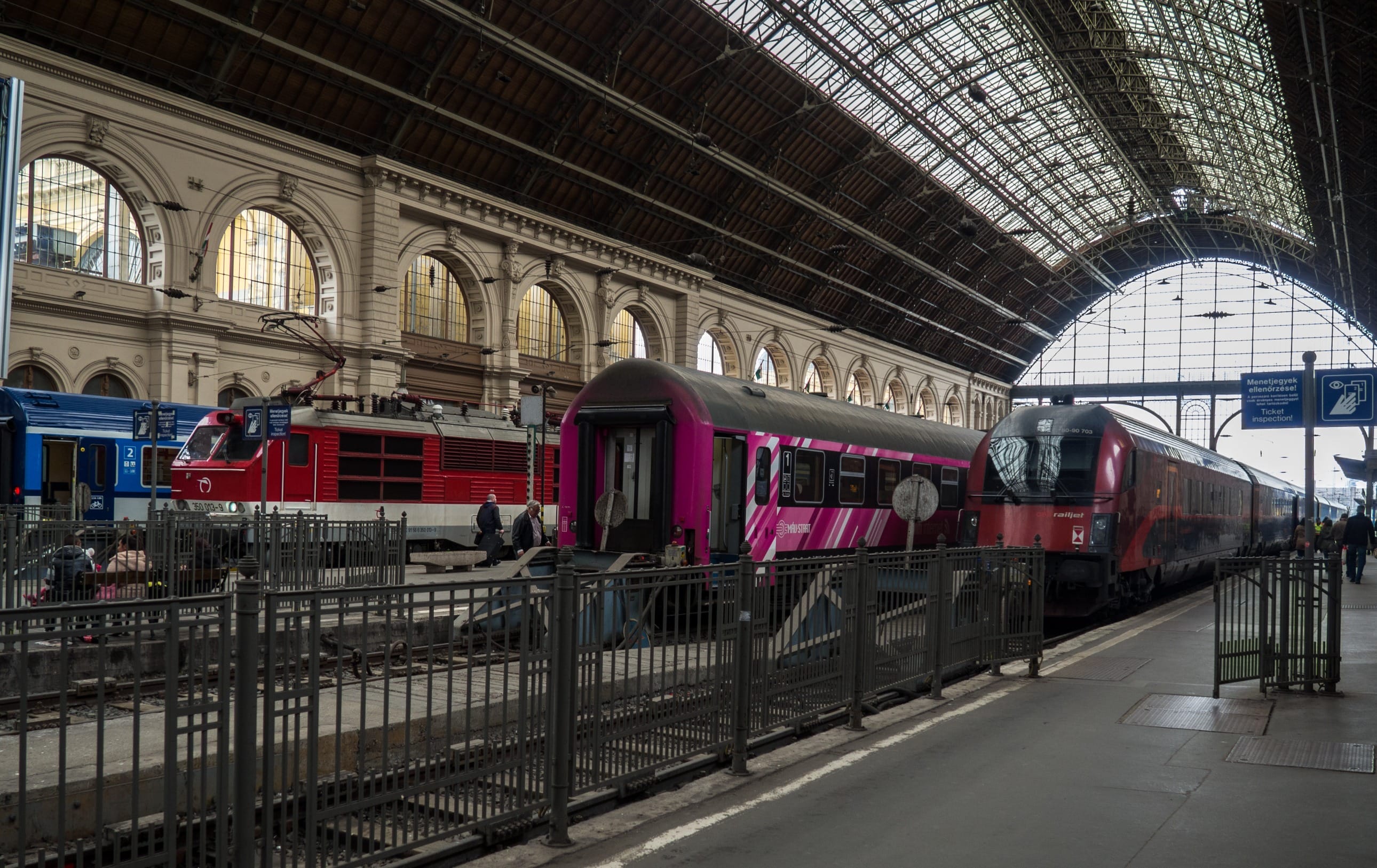 Главный железнодорожный вокзал Будапешта
