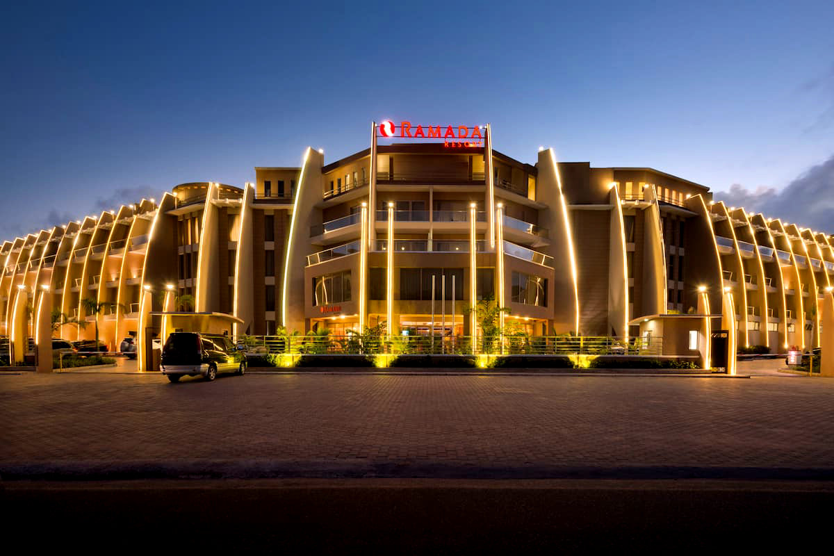 Курортный отель Ramada Dar es Salaam расположен в Дар-эс-Саламе