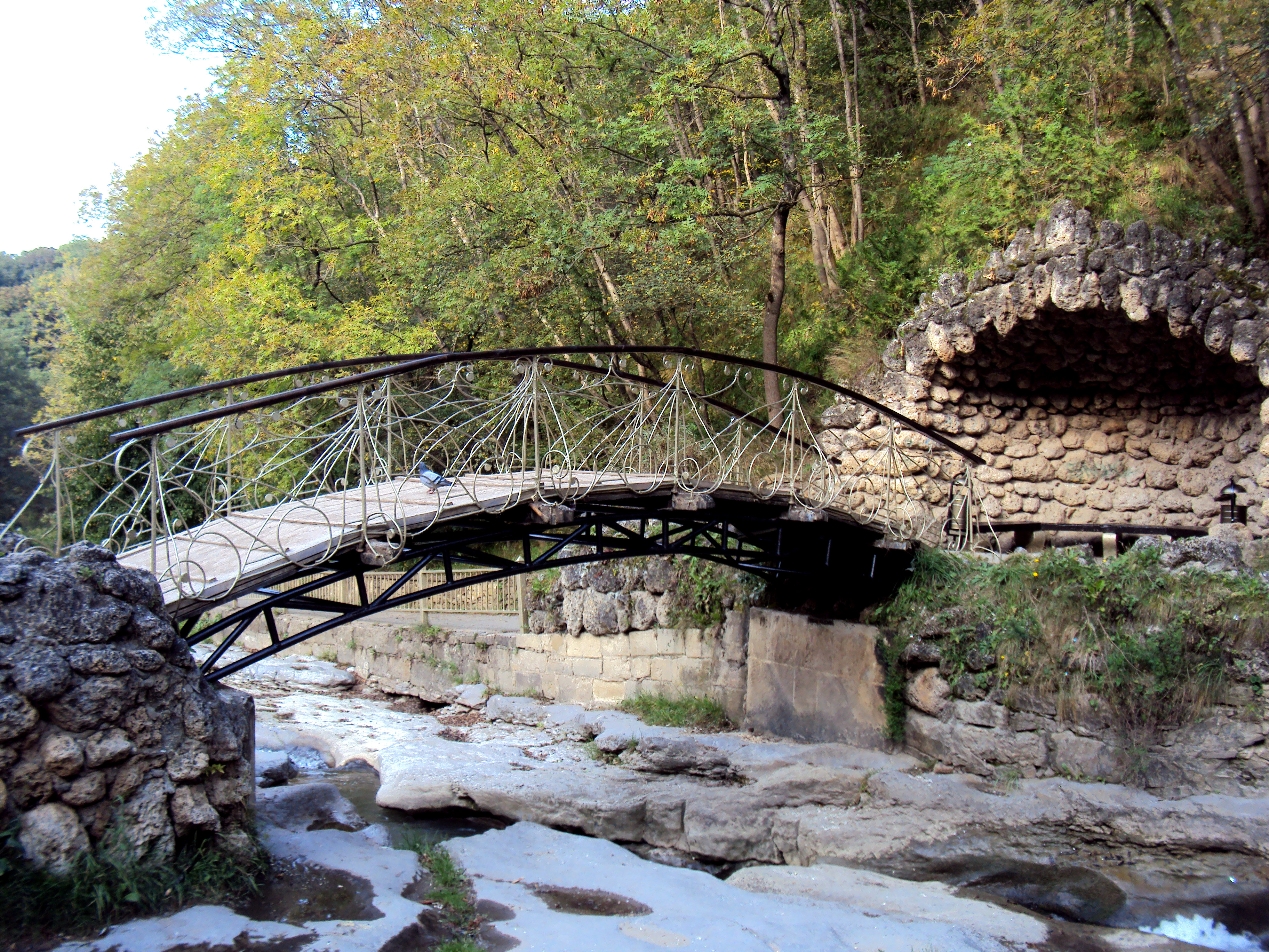Мост "Дамский каприз"