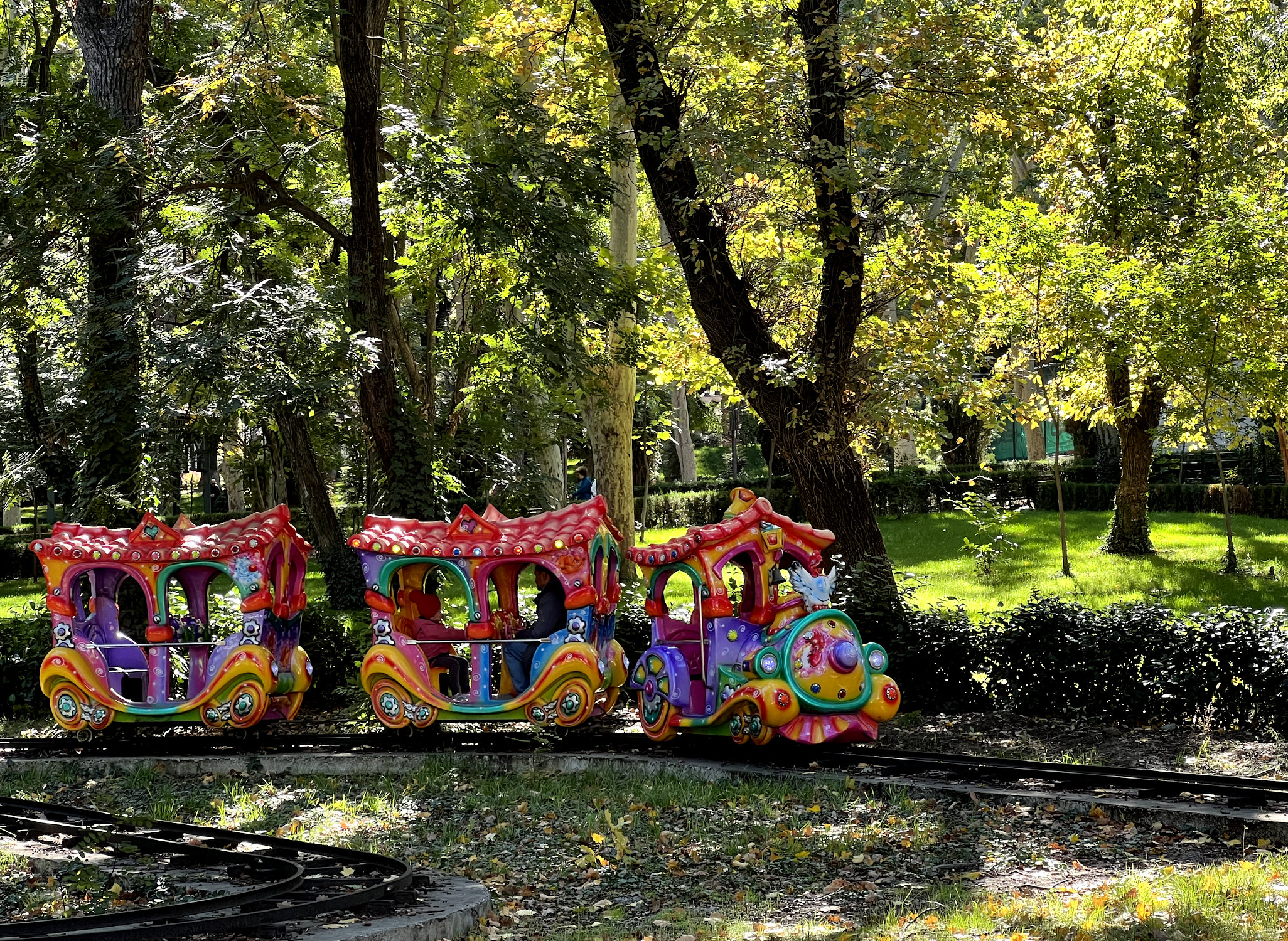 В Ваке также есть небольшой парк развлечений с аттракционами