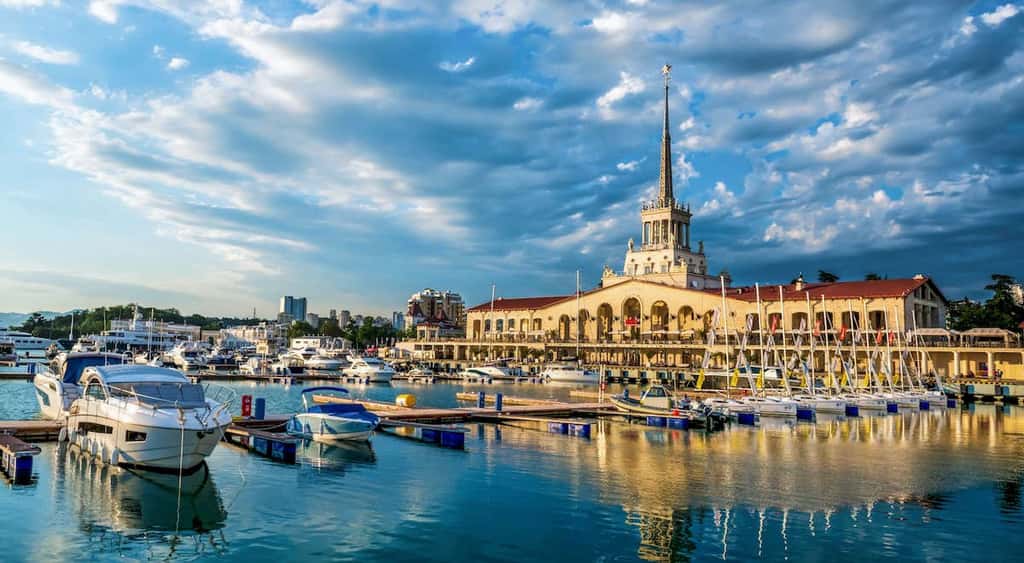 Морской порт г. Сочи