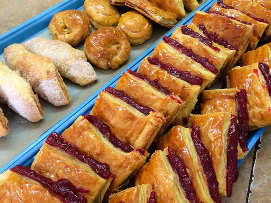 Пастелитос, слоеное пирожное с различными начинками