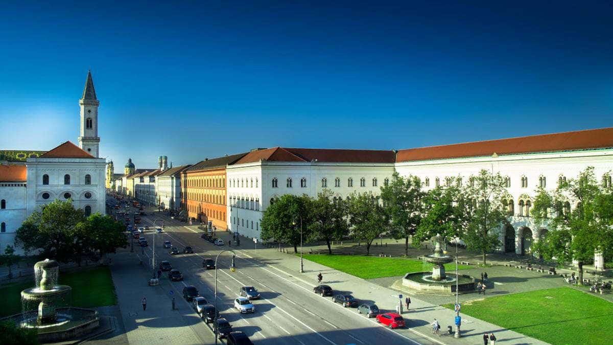 Мюнхен – крупнейший город Германии, отдых, достопримечательности, авиабилеты