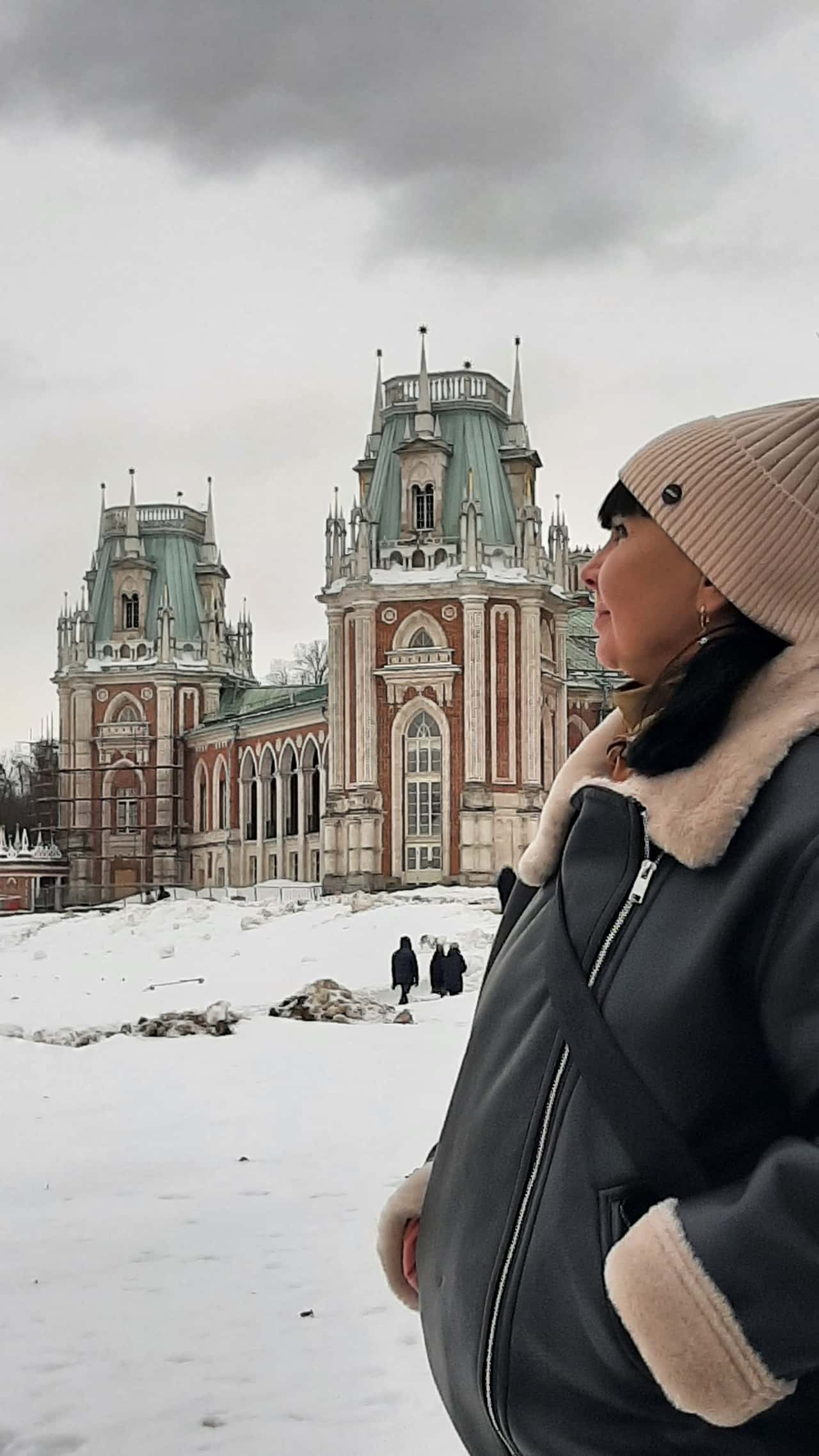 Всё понравилось. Ещё бы погода была хорошая. А так- всё интересно. Теперь знаем, где отлично провести время в тёплую погоду.