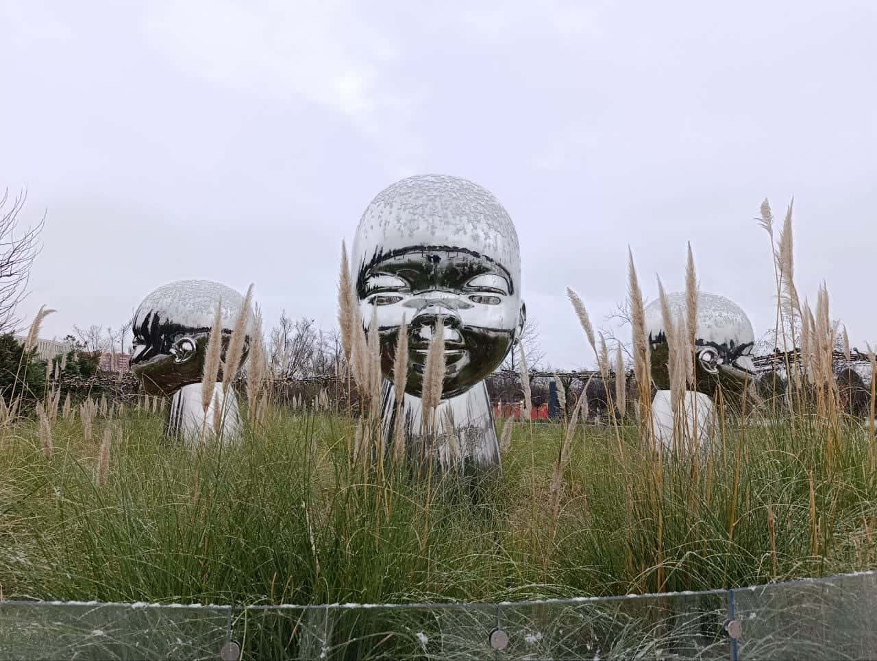 Светлана замечательный гид. Несмотря на погоду=снег,дождь, солнце и ветер- как в сказке 12 месяцев, я получила