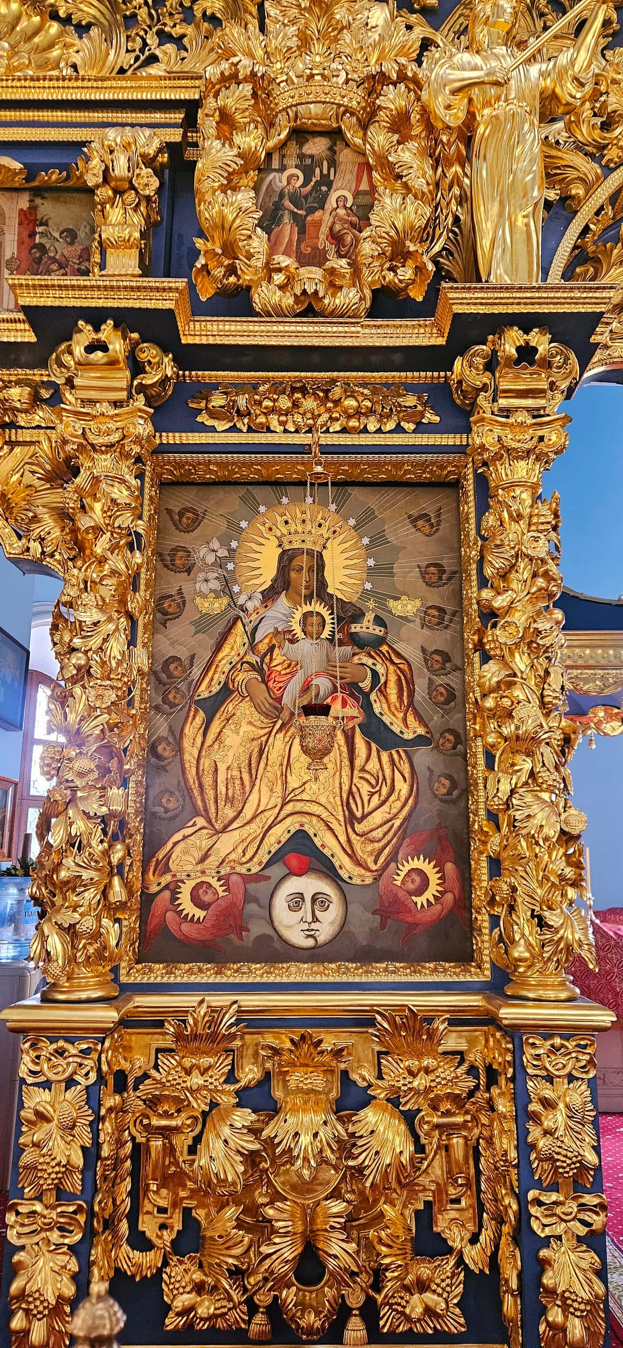 Одна из лучших экскурсий на которых нам довелось побывать, а их было несметное количество. Уникальное, роскошное,