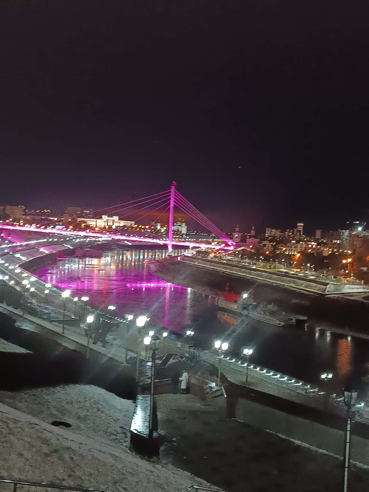 Я с дочкой впервые в Тюмени. Станислав с любовью рассказывал о родном городе, очень интересно и