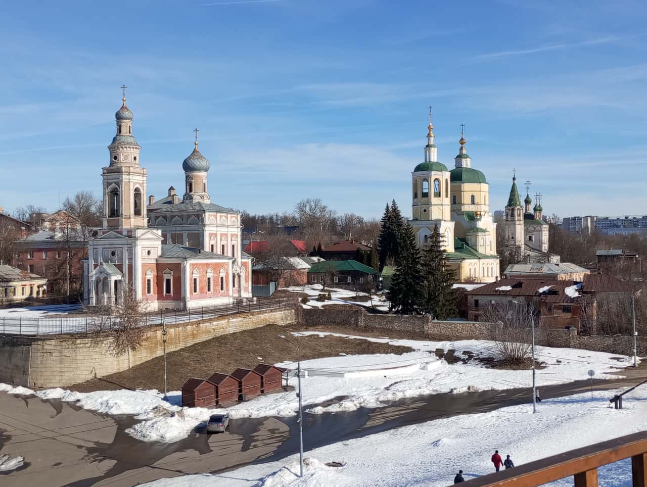 Были на экскурсии в Серпухове с Елизаветой.Экскурсовод показала все основные достопримечательности .Прошли всю старую часть города.Рассказ