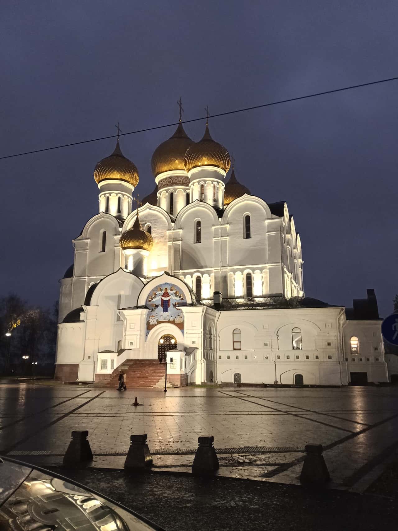 9 ноября с супругой посетили Ярославль. И, конечно, не смогли отказать себе в удовольствии прикоснуться к