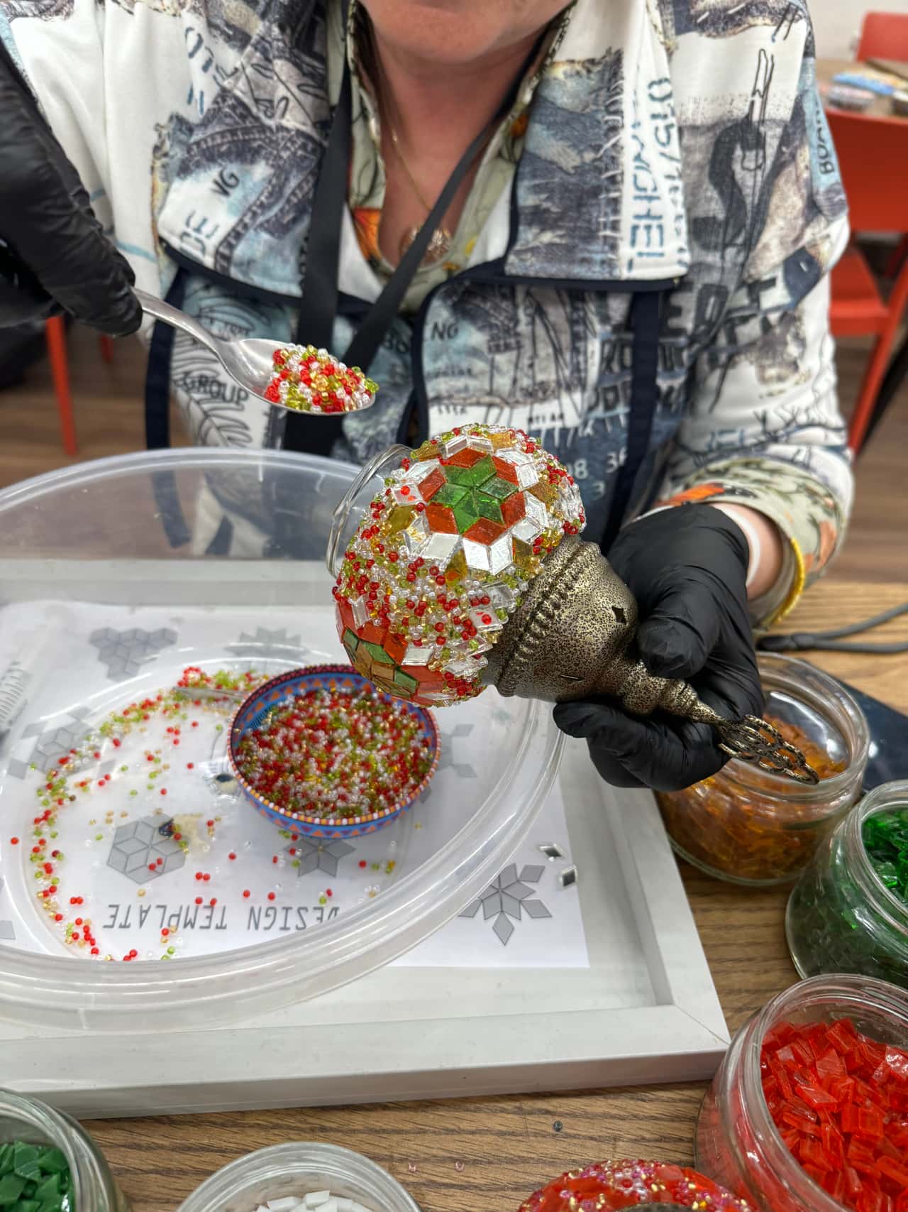 Мастер-класс просто волшебный как и сама лампа- большое комфортное пространство, хороший выбор материалов на любой вкус,