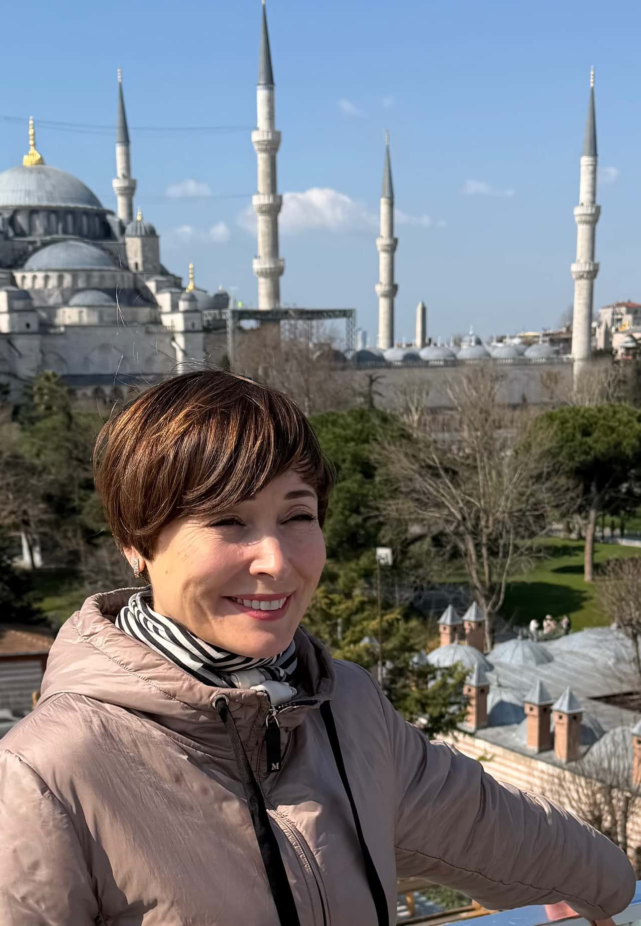 Превосходно! Айше, спасибо большое за великолепную экскурсию!