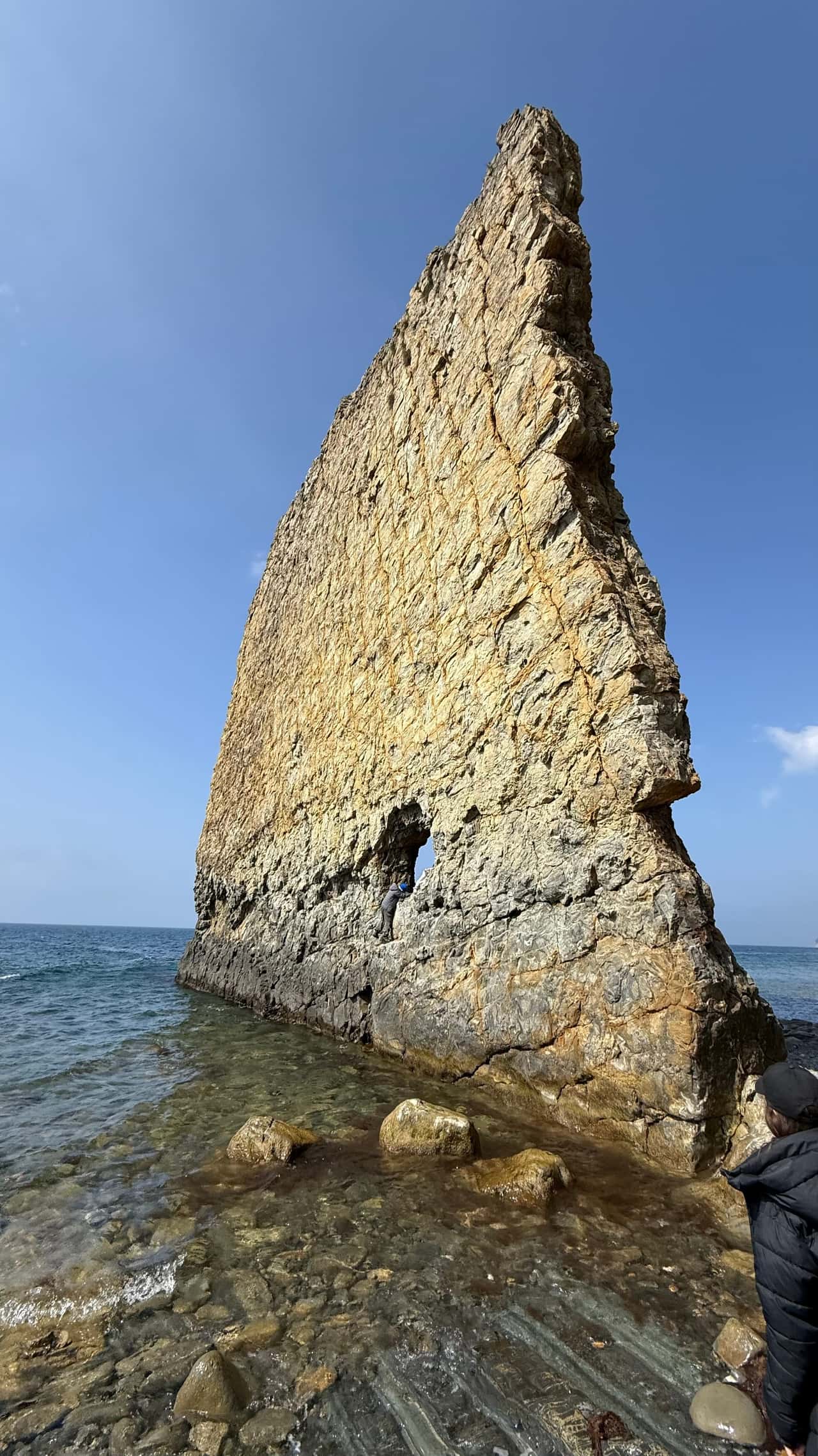 Александр,провел замечательную экскурсию.