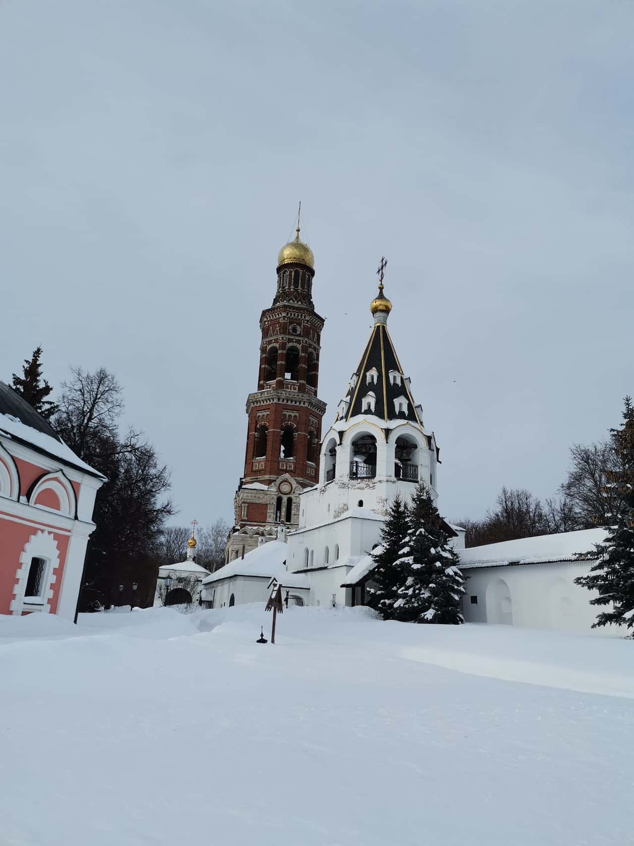 Очень интересная экскурсия, гид Максим интересно рассказывал о своем любимом городе на протяжении всей автомобильной экскурсии,