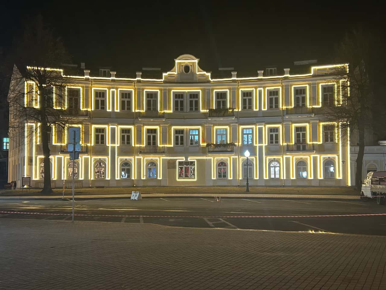 Отличный формат, особенно если вы путешествуете с подростком. Ни на одну другую экскурсию мою 16-летнюю дочь