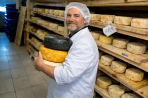 Отведайте местные сыры