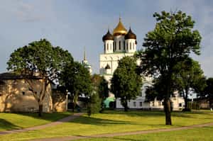 Свято-Троицкий кафедральный собор, Псков