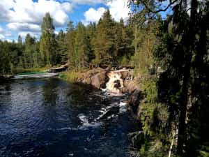 Водопад Ахвенкоски в Карелии