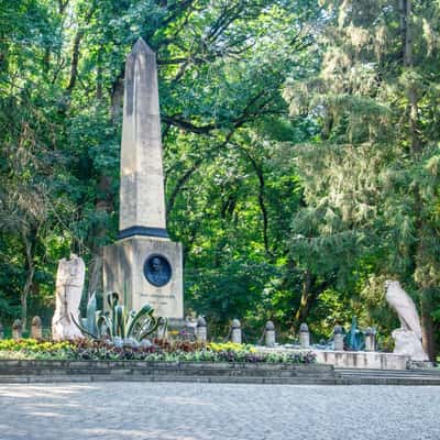 Обелиск у официального "места дуэли" Лермонтова М.Ю.