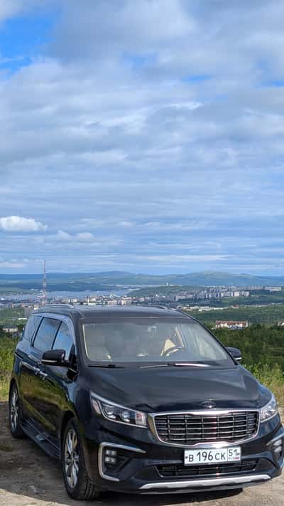 KIA Carnival 3