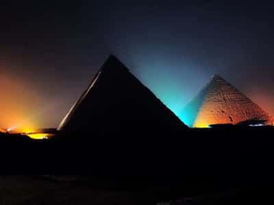 Шоу «Звук и свет» на пирамидах