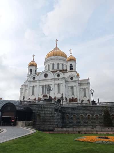 Храм Христа Спасителя - памятник войне 1812 года