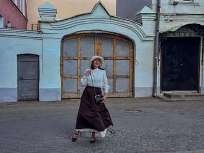 Губернский Владимир с барышней