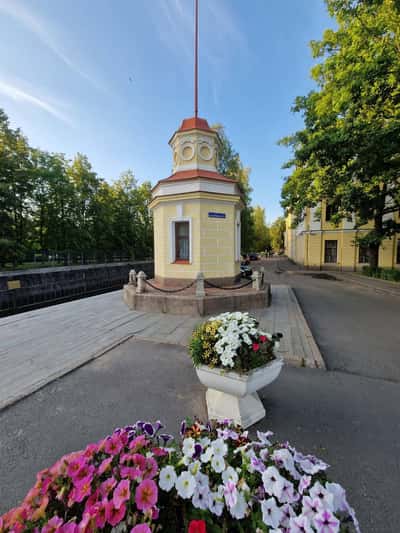 Кронштадт - взгляд через столетия