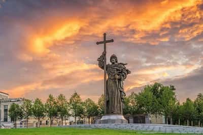 Детская экскурсия-квест по Александровскому саду