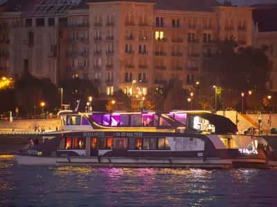 Коктейльный круиз с фортепианным шоу