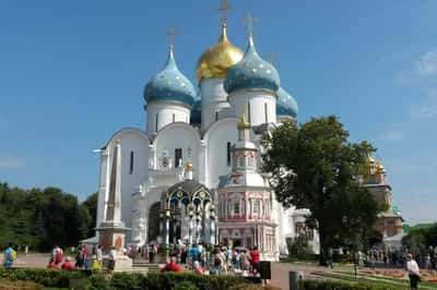 Троице-Сергиева Лавра - главный монастырь на Руси