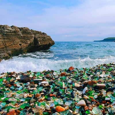 Бассейн с морской водой, Сафари-парк и Стеклянный пляж - за один день