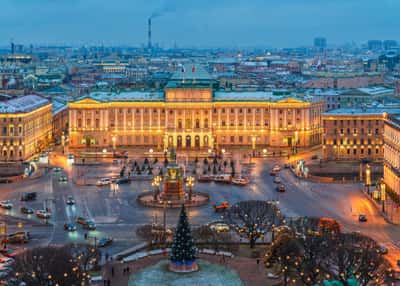 Сияние северной зимы в Санкт-Петербурге. Рождественский тур на 5 дней
