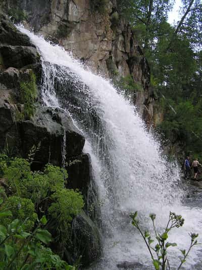 Камышлинский водопад и курорт Чемал