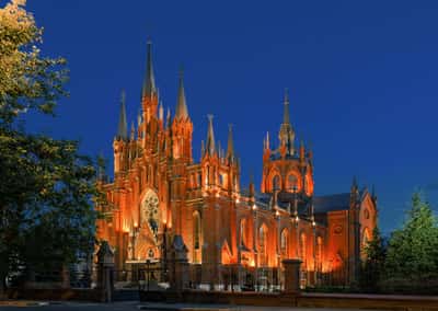 Готические храмы Москвы