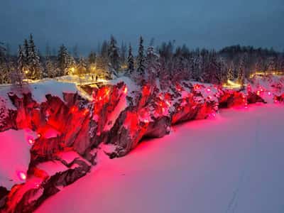 Новый год по-карельски: игры с Дедом Морозом, питомник хаски и Рускеала