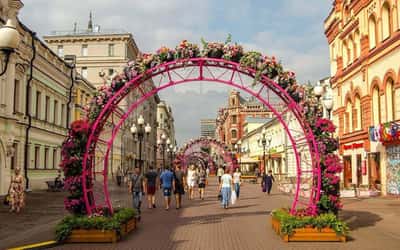 Старый Арбат - прогулка по русскому Монмартру: индивидуальная экскурсия