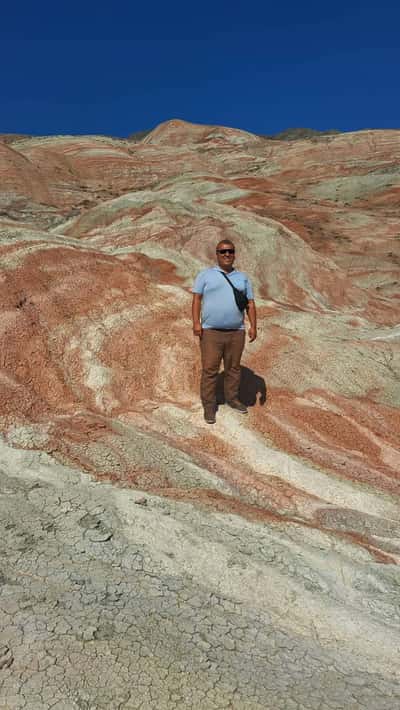 Розовые воды, горы с агатами и пальцами, вкус деликатес Каспия