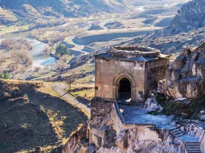 Легендарные места Грузии: Боржоми, Вардзиа, Рабати